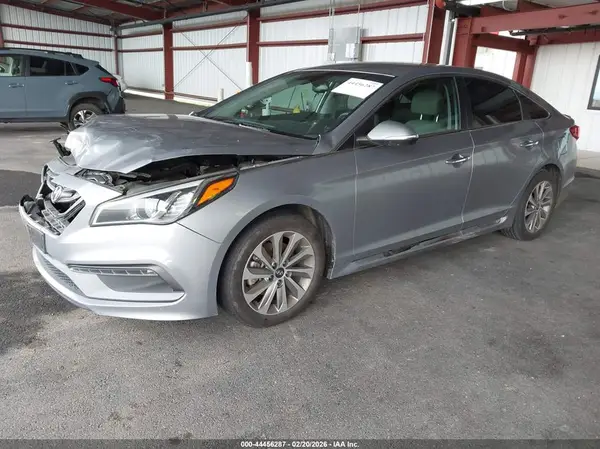 5NPE34AF3GH393299 2016 HYUNDAI SONATA - Image 2