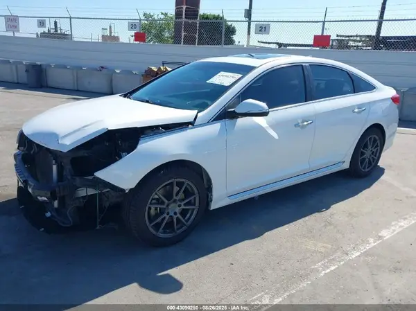 5NPE34AF3GH394226 2016 HYUNDAI SONATA - Image 2