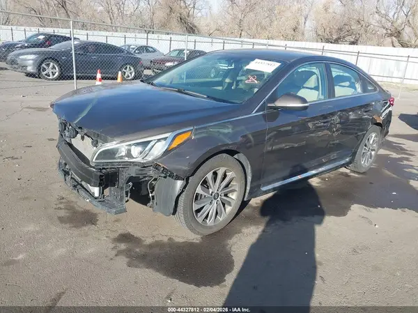 5NPE34AF3GH415110 2016 HYUNDAI SONATA - Image 2