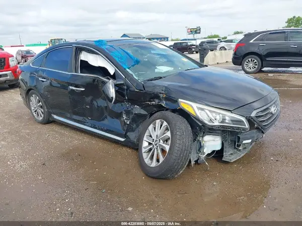 5NPE34AF3GH417598 2016 HYUNDAI SONATA - Image 1
