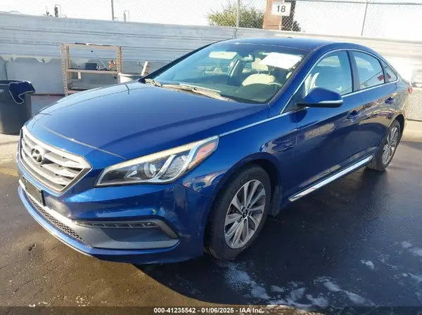 5NPE34AF3HH438369 2017 HYUNDAI SONATA - Image 2