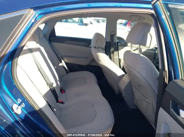 5NPE34AF3HH438369 2017 HYUNDAI SONATA - Image 8