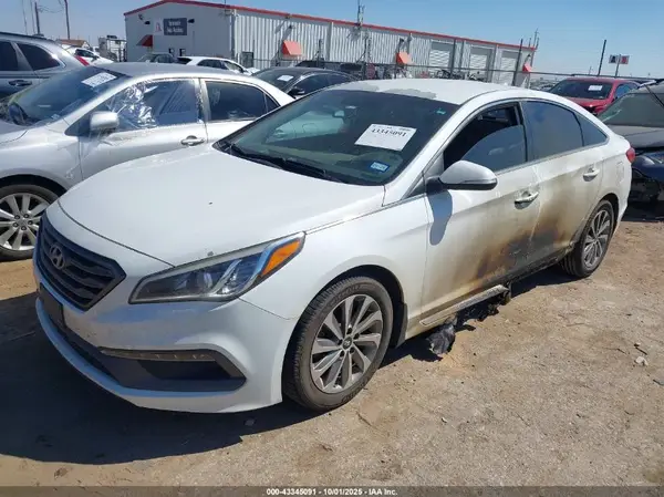 5NPE34AF3HH438680 2017 HYUNDAI SONATA - Image 2