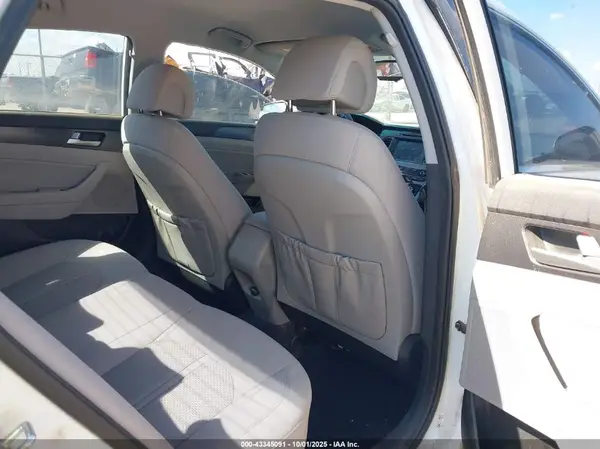 5NPE34AF3HH438680 2017 HYUNDAI SONATA - Image 8