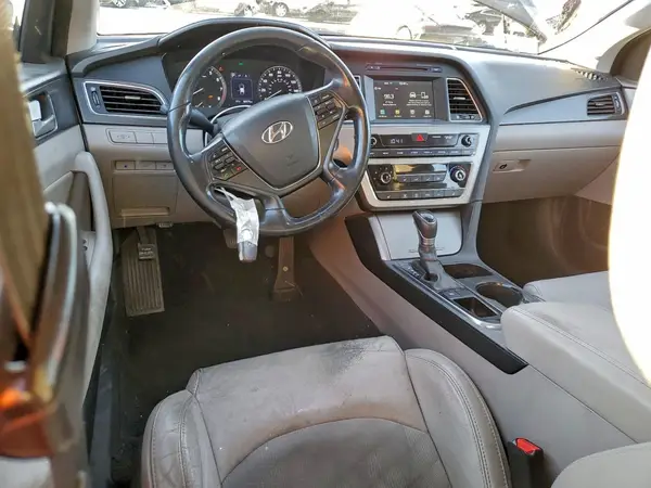 5NPE34AF3HH439005 2017 HYUNDAI SONATA - Image 8