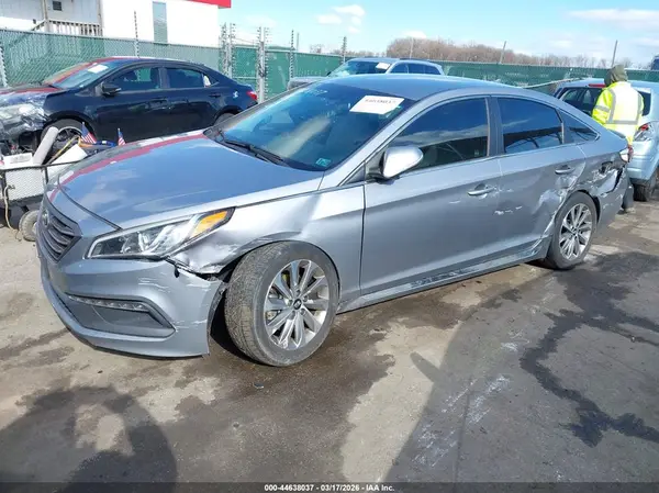 5NPE34AF3HH441112 2017 HYUNDAI SONATA - Image 2