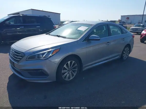 5NPE34AF3HH464423 2017 HYUNDAI SONATA - Image 2