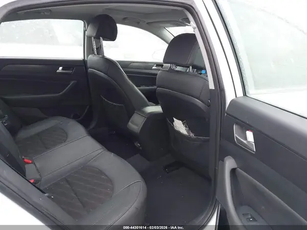 5NPE34AF3HH470870 2017 HYUNDAI SONATA - Image 8