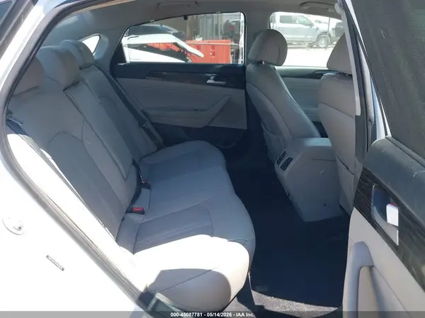5NPE34AF3HH476538 2017 HYUNDAI SONATA - Image 8