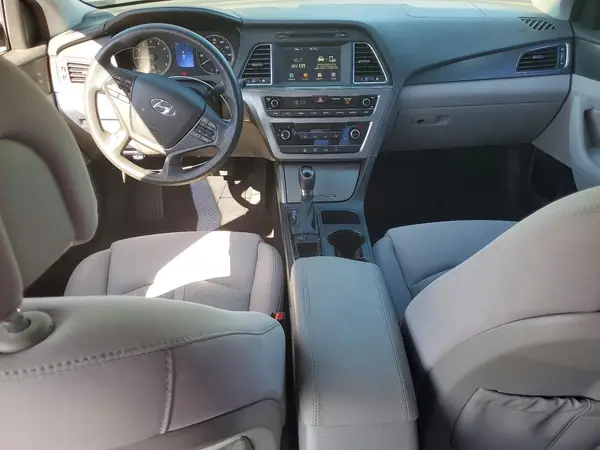 5NPE34AF3HH479326 2017 HYUNDAI SONATA - Image 8
