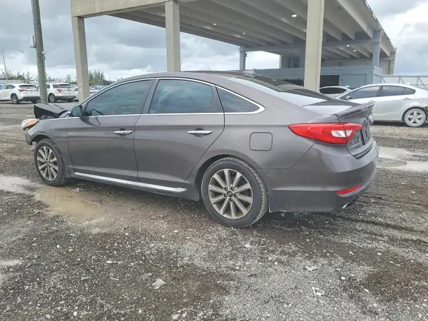 5NPE34AF3HH482307 2017 HYUNDAI SONATA - Image 2