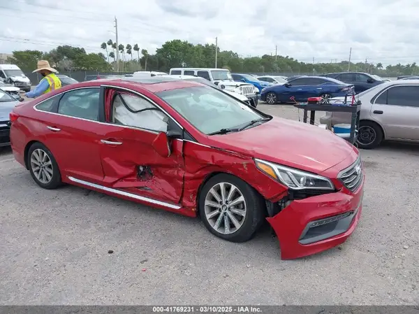 5NPE34AF3HH482470 2017 HYUNDAI SONATA - Image 1