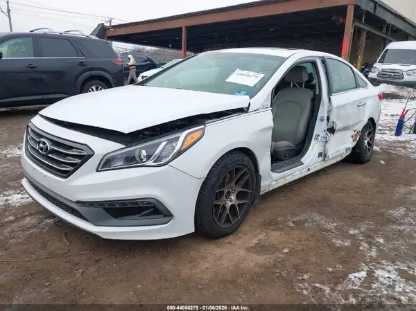 5NPE34AF3HH499902 2017 HYUNDAI SONATA - Image 2