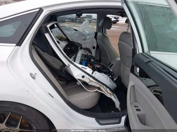 5NPE34AF3HH499902 2017 HYUNDAI SONATA - Image 8