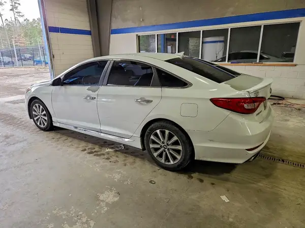 5NPE34AF3HH503415 2017 HYUNDAI SONATA - Image 2