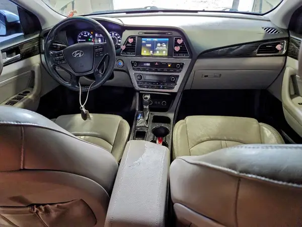 5NPE34AF3HH503415 2017 HYUNDAI SONATA - Image 8