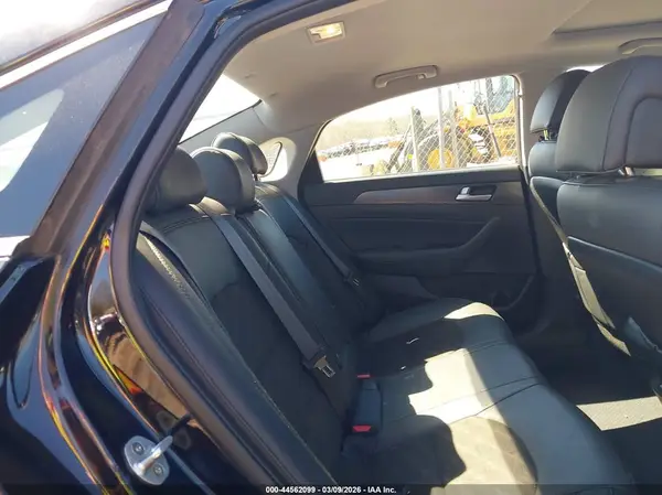5NPE34AF3HH520652 2017 HYUNDAI SONATA - Image 8