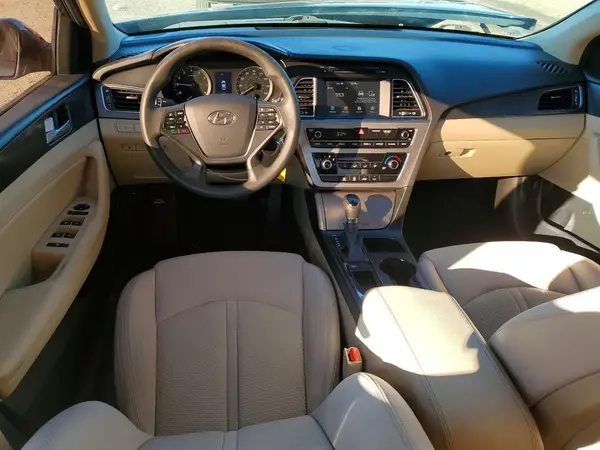 5NPE34AF3HH525155 2017 HYUNDAI SONATA - Image 8