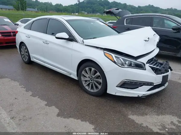 5NPE34AF3HH529089 2017 HYUNDAI SONATA - Image 1