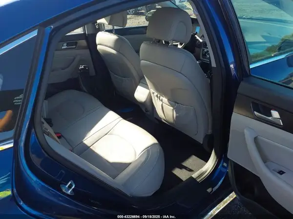 5NPE34AF3HH541694 2017 HYUNDAI SONATA - Image 8
