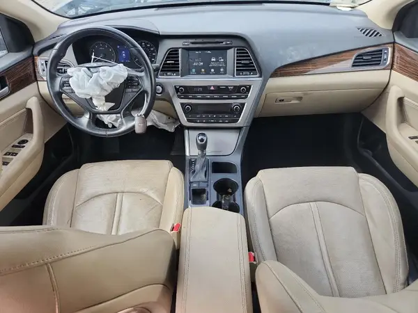 5NPE34AF3HH548015 2017 HYUNDAI SONATA - Image 8