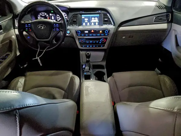 5NPE34AF3HH549956 2017 HYUNDAI SONATA - Image 8