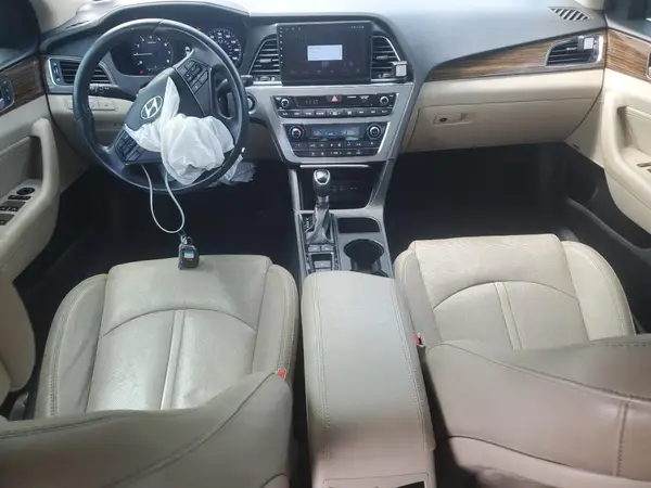 5NPE34AF3HH551920 2017 HYUNDAI SONATA - Image 8