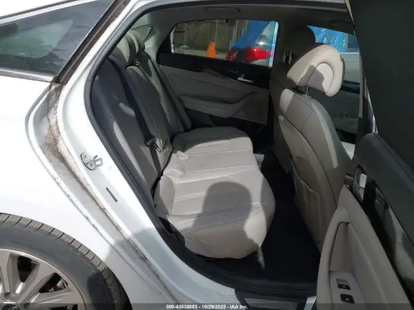 5NPE34AF3HH570757 2017 HYUNDAI SONATA - Image 8