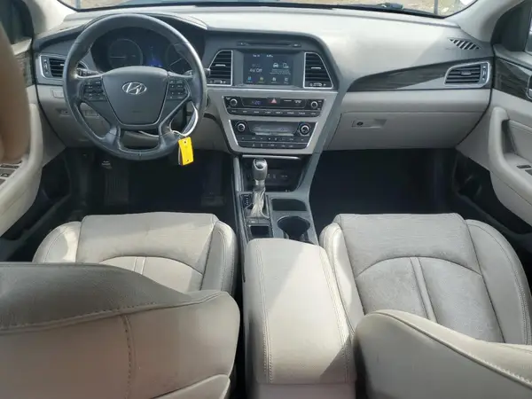 5NPE34AF3HH571097 2017 HYUNDAI SONATA - Image 8