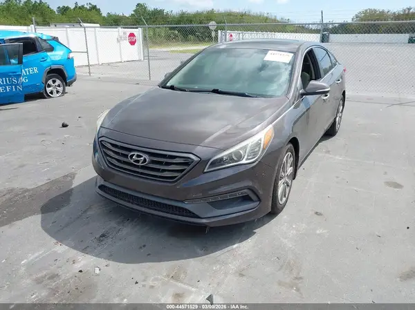 5NPE34AF3HH572119 2017 HYUNDAI SONATA - Image 2
