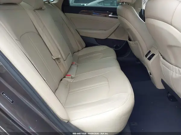 5NPE34AF3HH572119 2017 HYUNDAI SONATA - Image 8