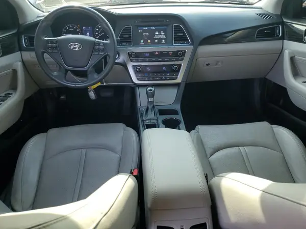 5NPE34AF3HH574436 2017 HYUNDAI SONATA - Image 8