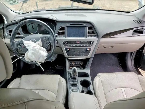 5NPE34AF3HH575828 2017 HYUNDAI SONATA - Image 8