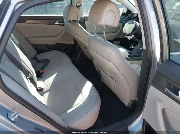 5NPE34AF3HH578745 2017 HYUNDAI SONATA - Image 8