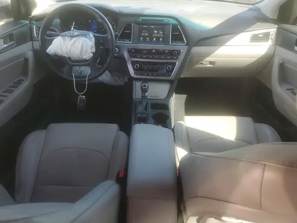 5NPE34AF3HH581628 2017 HYUNDAI SONATA - Image 8
