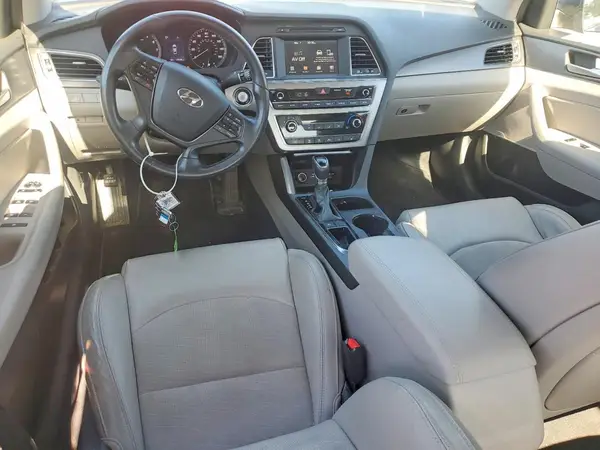 5NPE34AF3HH585162 2017 HYUNDAI SONATA - Image 8