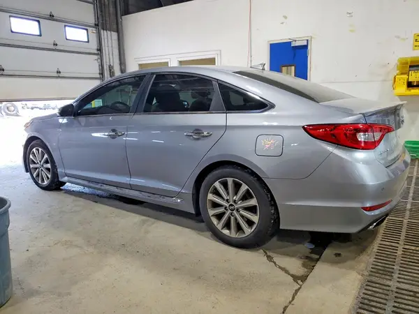 5NPE34AF3HH585792 2017 HYUNDAI SONATA - Image 2