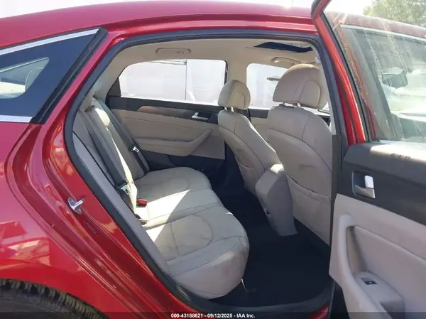 5NPE34AF3HH587364 2017 HYUNDAI SONATA - Image 8