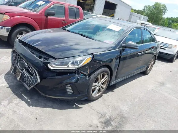 5NPE34AF3JH595129 2018 HYUNDAI SONATA - Image 2