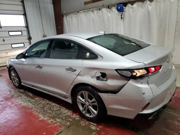5NPE34AF3JH599438 2018 HYUNDAI SONATA - Image 2