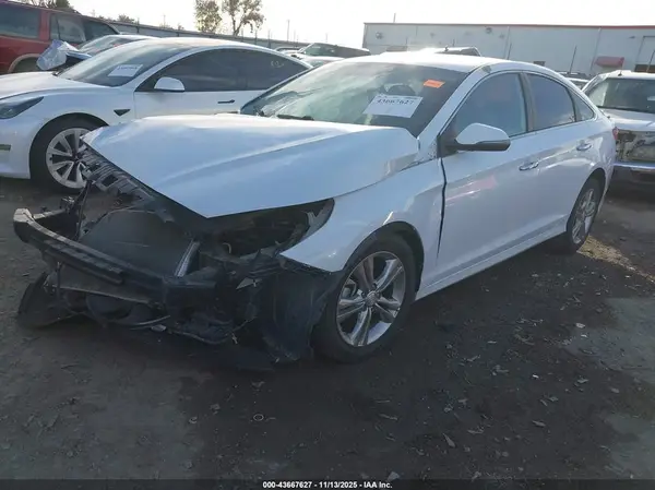 5NPE34AF3JH599617 2018 HYUNDAI SONATA - Image 2