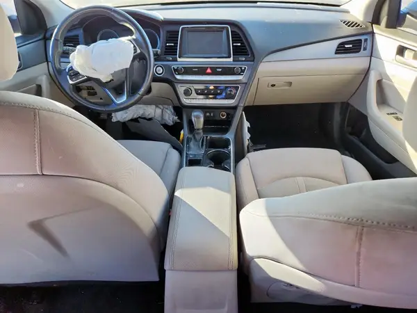 5NPE34AF3JH609482 2018 HYUNDAI SONATA - Image 8