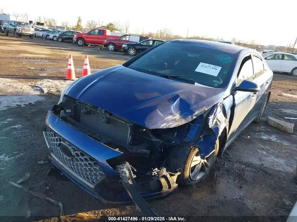 5NPE34AF3JH614889 2018 HYUNDAI SONATA - Image 2