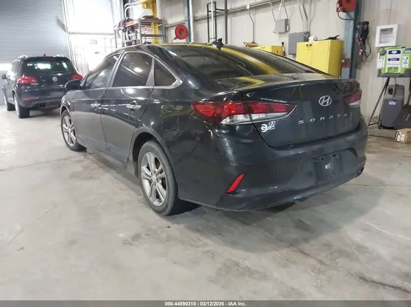 5NPE34AF3JH615511 2018 HYUNDAI SONATA - Image 2