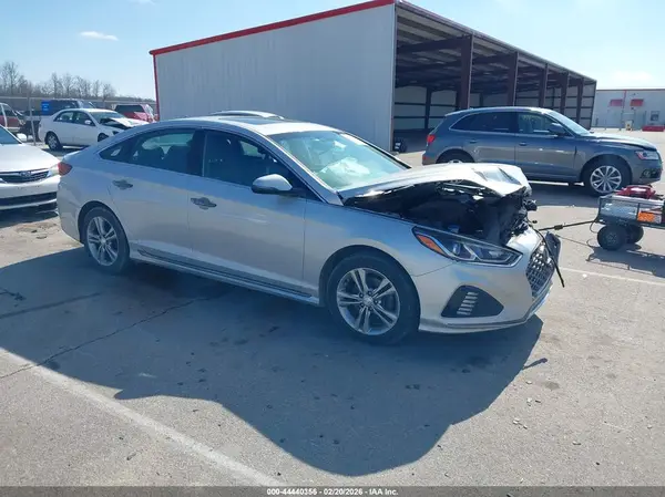 5NPE34AF3JH626007 2018 HYUNDAI SONATA - Image 1