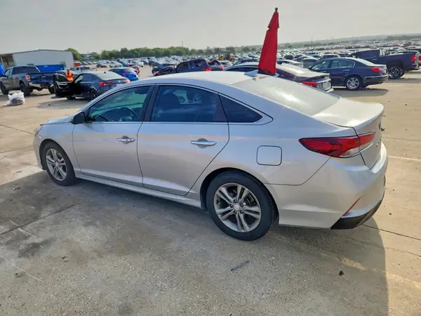 5NPE34AF3JH630638 2018 HYUNDAI SONATA - Image 2