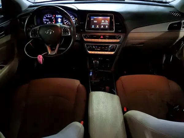 5NPE34AF3JH630798 2018 HYUNDAI SONATA - Image 8
