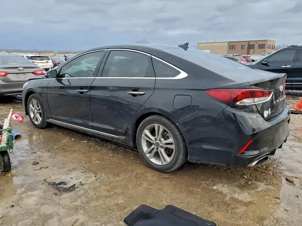 5NPE34AF3JH630820 2018 HYUNDAI SONATA - Image 2