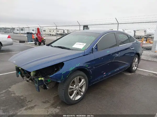 5NPE34AF3JH639789 2018 HYUNDAI SONATA - Image 2