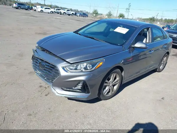 5NPE34AF3JH650520 2018 HYUNDAI SONATA - Image 2